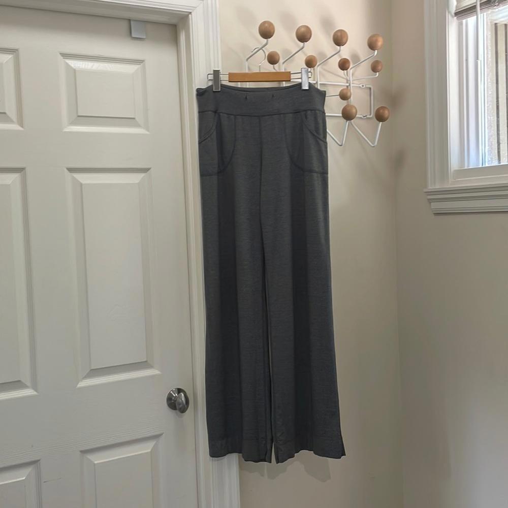 Lululemon -  Y2K Still Pant Gym Leggings - Heathered Deep Coal - Grey -  Size 4 - Picture 2 of 12